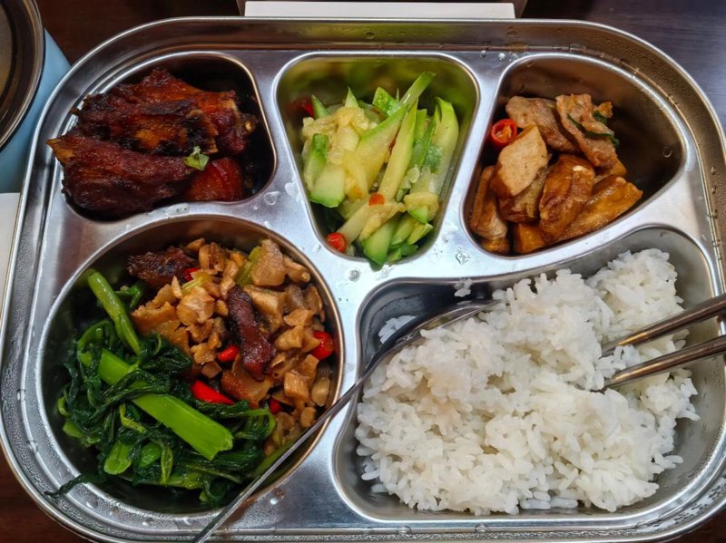 集体用餐配送：餐饮业的新篇章